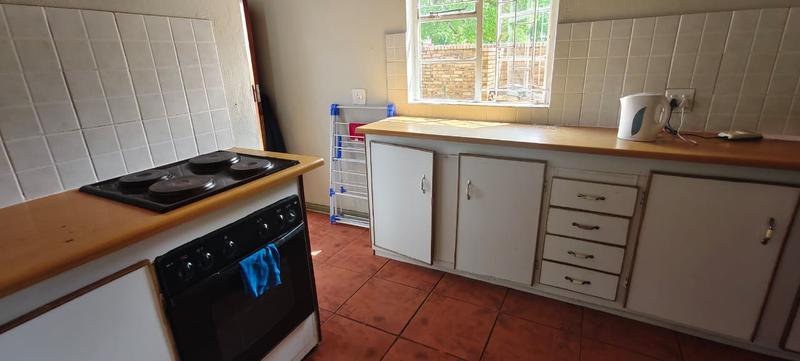 To Let 7 Bedroom Property for Rent in Die Bult North West
